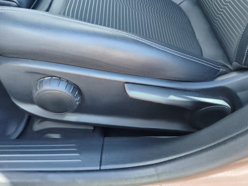 Mercedes-Benz Třída A 1.3 i  A180