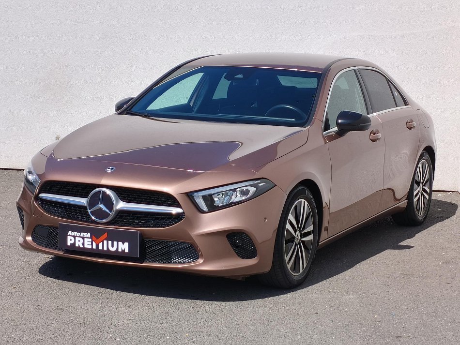 Mercedes-Benz Třída A 1.3 i  A180