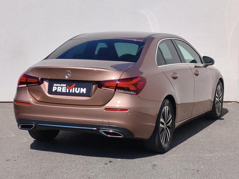 Mercedes-Benz Třída A 1.3 i  A180