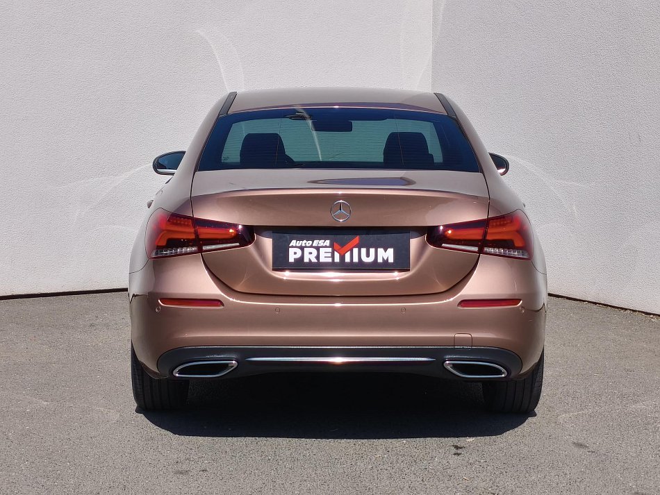 Mercedes-Benz Třída A 1.3 i  A180