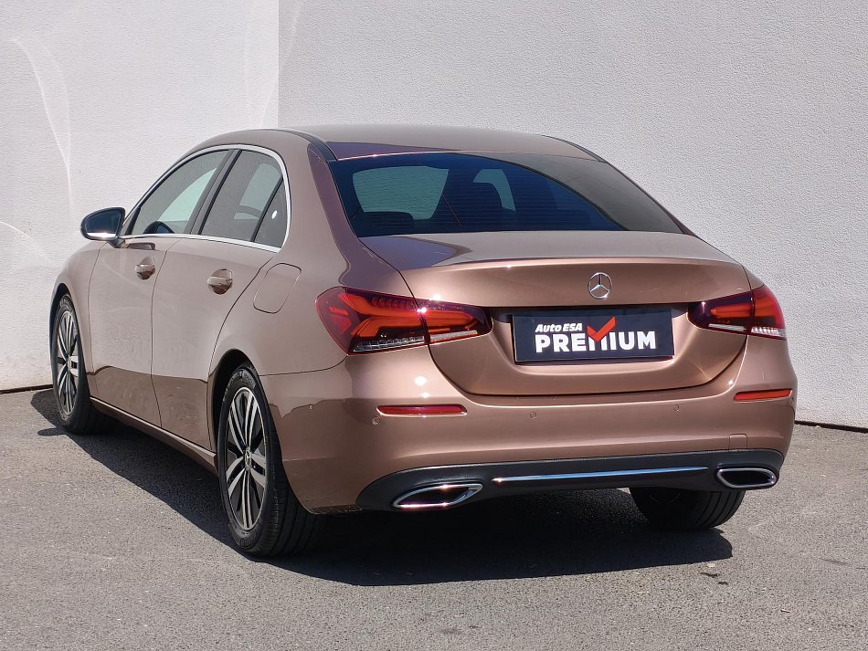 Mercedes-Benz Třída A 1.3 i  A180