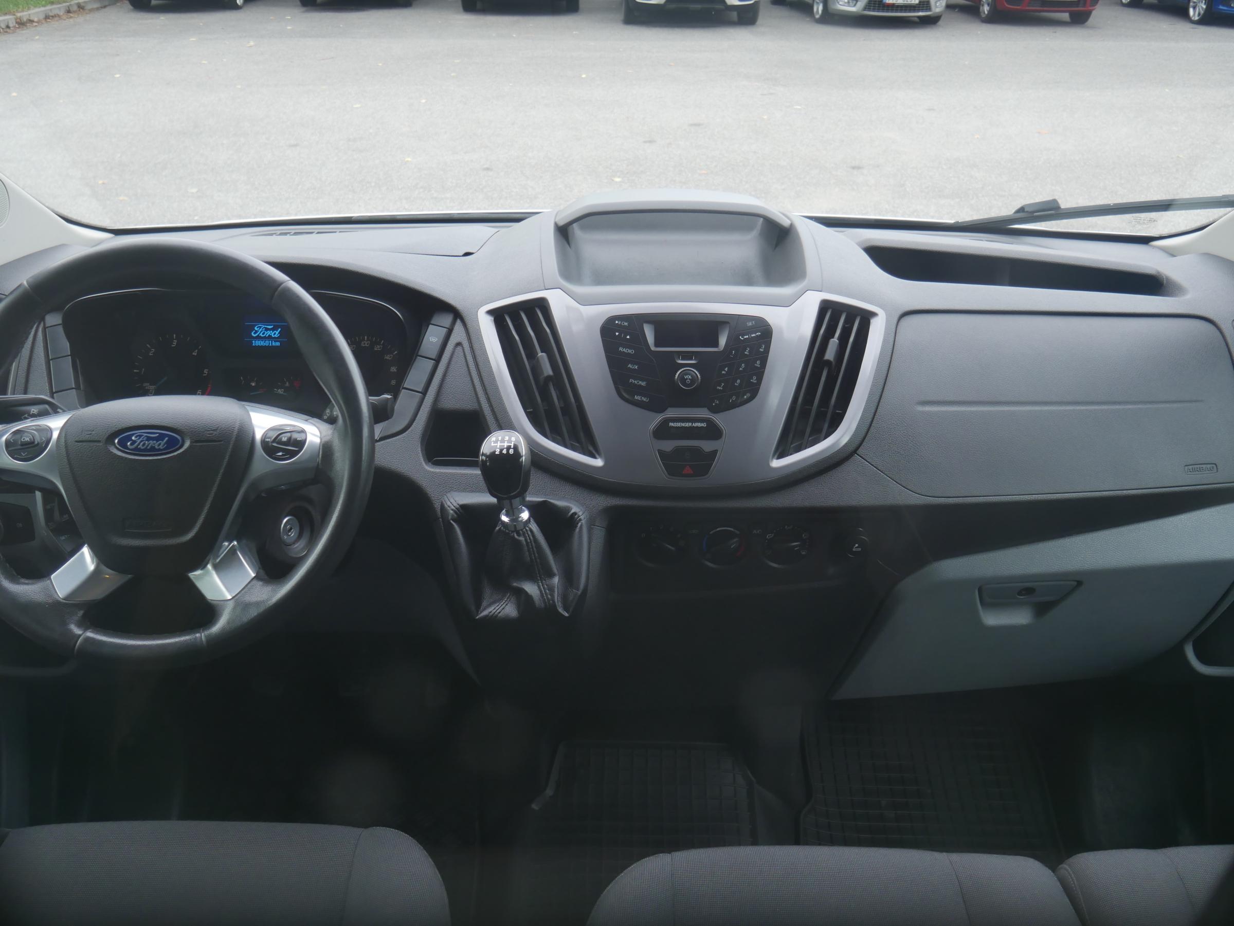 Ford Transit, 2015 - pohled č. 10