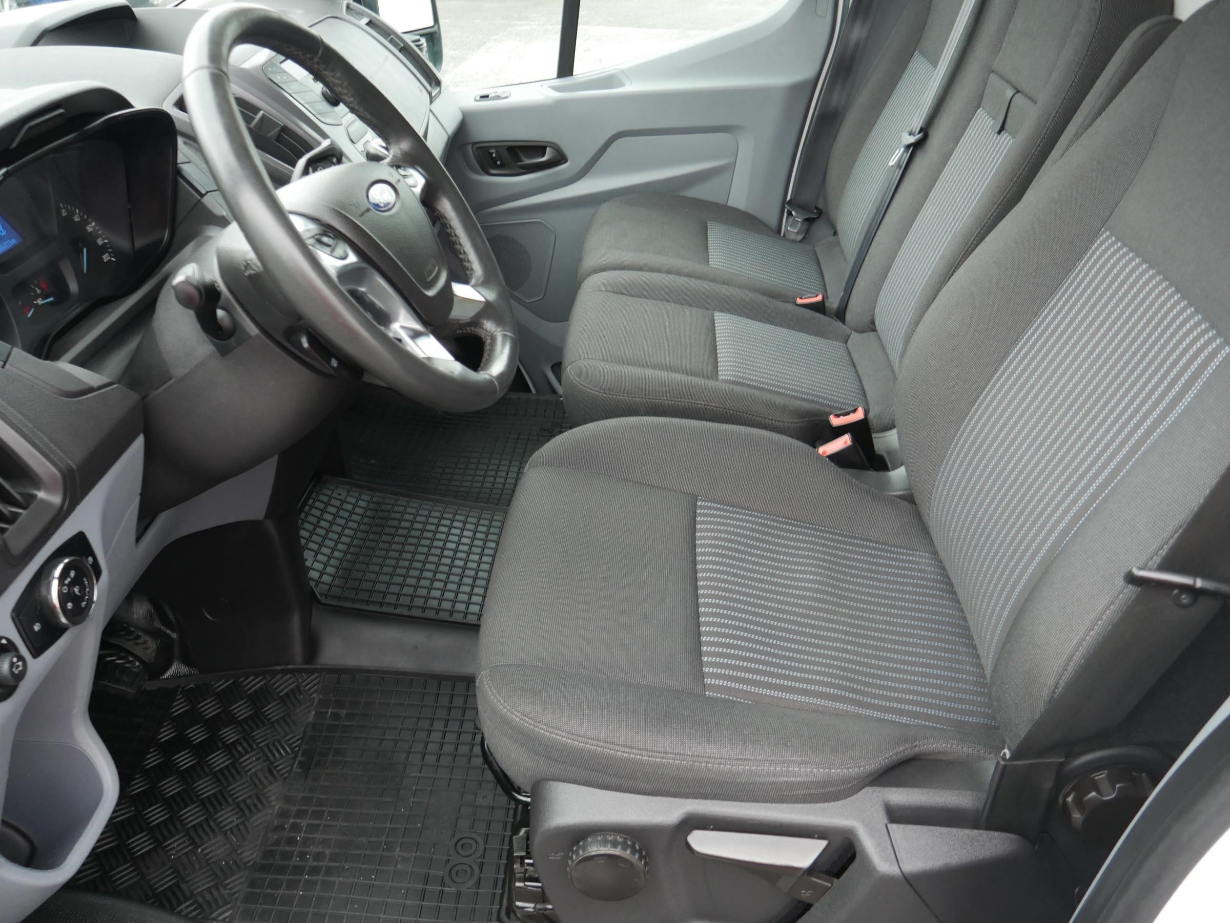 Ford Transit, 2015 - pohled č. 9