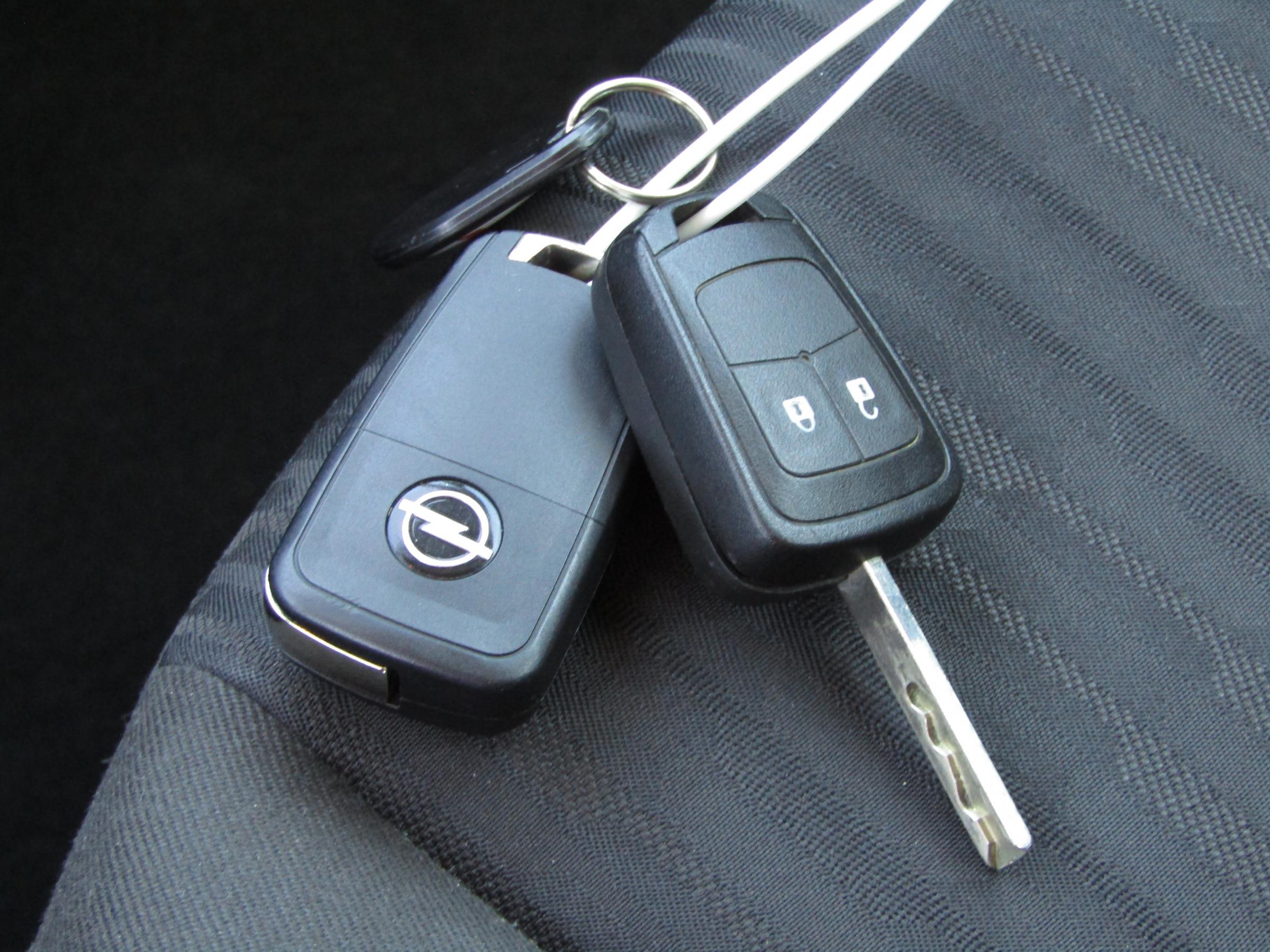 Opel Zafira, 2014 - pohled č. 19