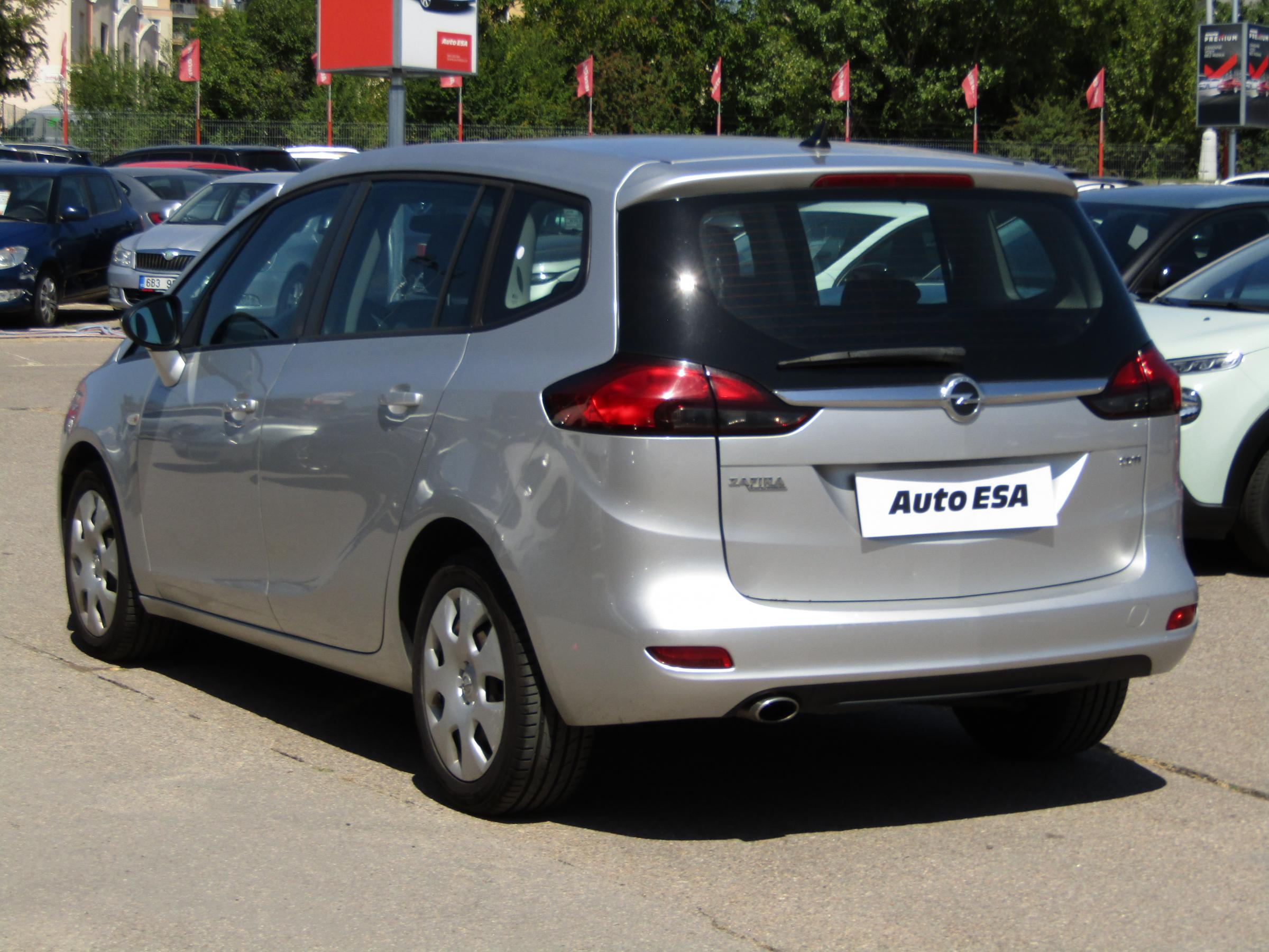 Opel Zafira, 2014 - pohled č. 6