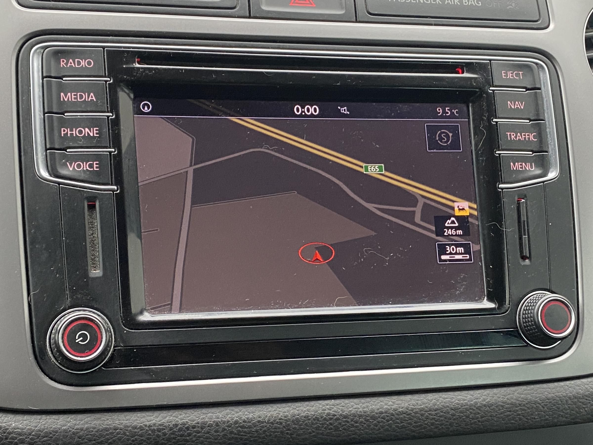 Volkswagen Tiguan, 2015 - pohled č. 16