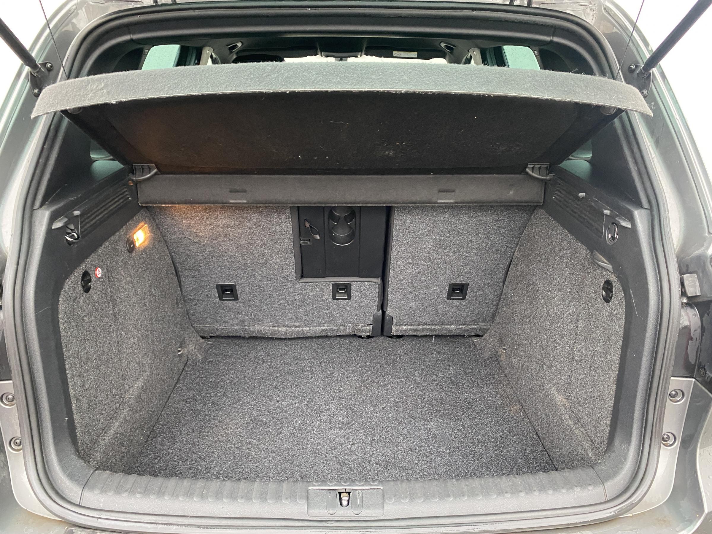 Volkswagen Tiguan, 2015 - pohled č. 7