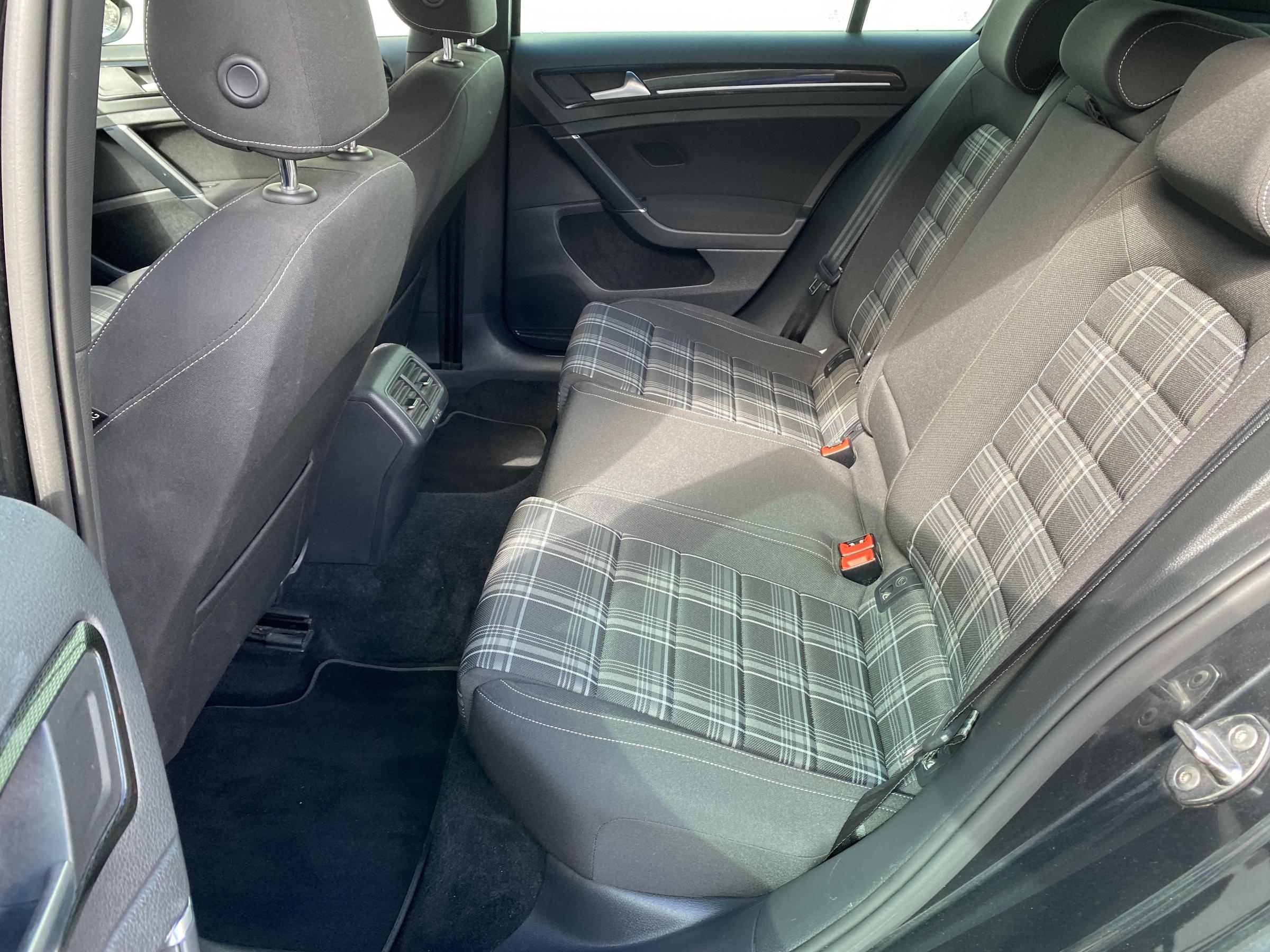 Volkswagen Golf, 2016 - pohled č. 11