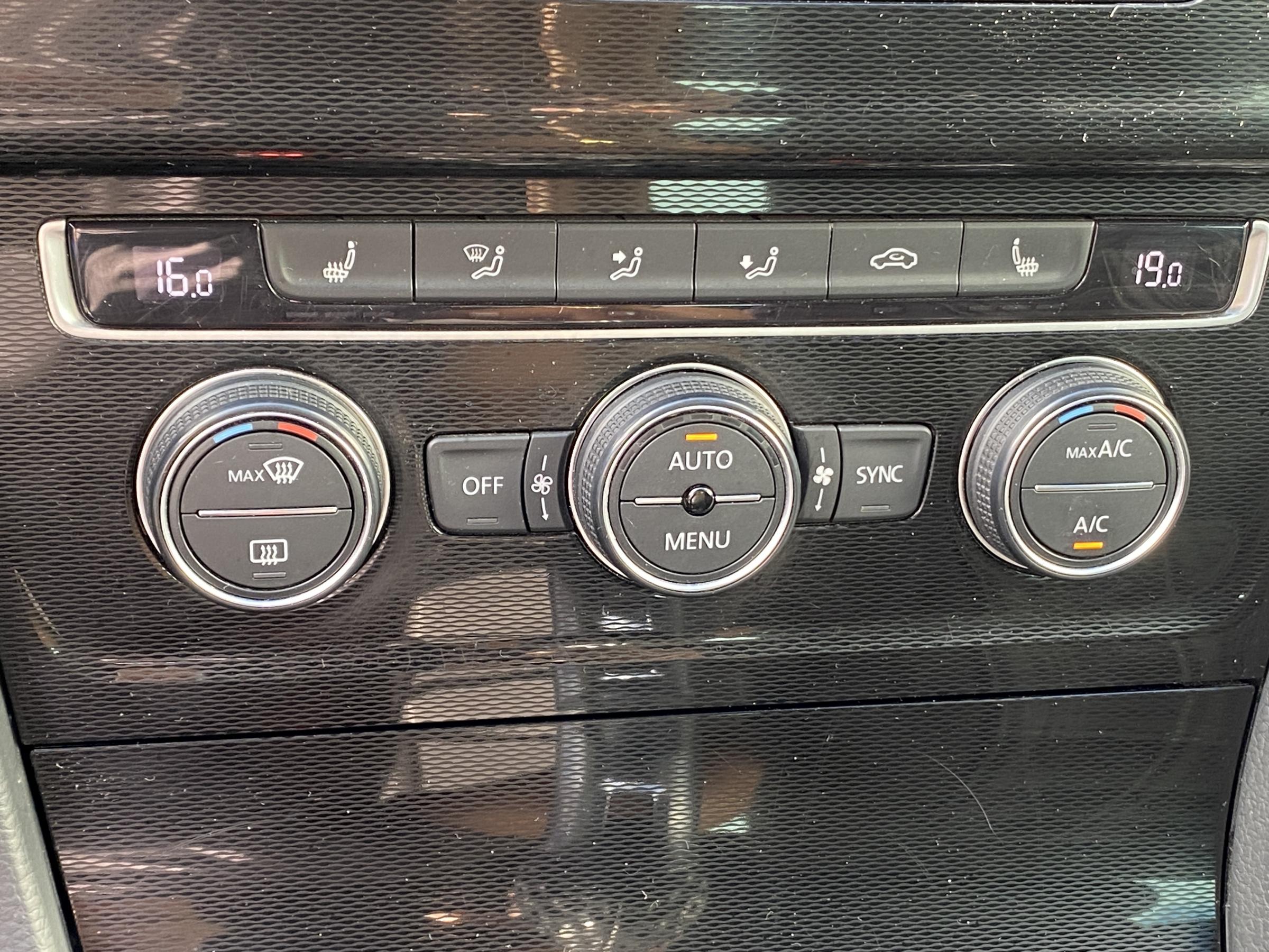 Volkswagen Golf, 2016 - pohled č. 16