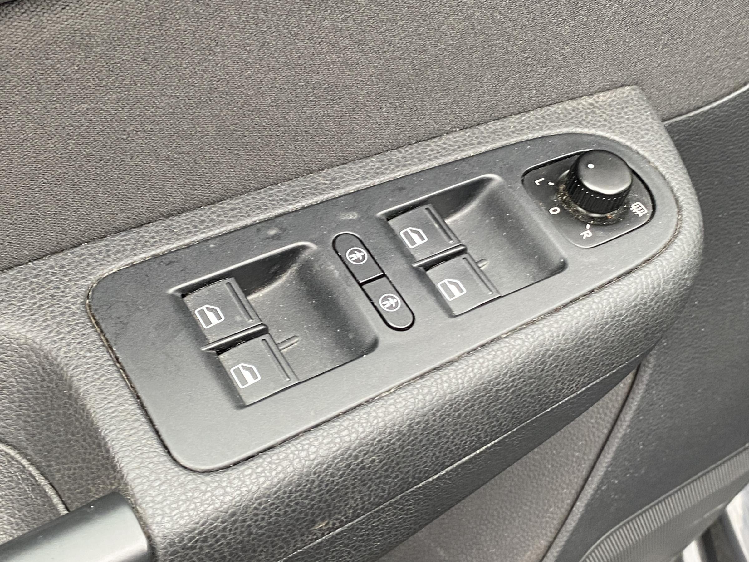 Volkswagen Sharan, 2011 - pohled č. 11