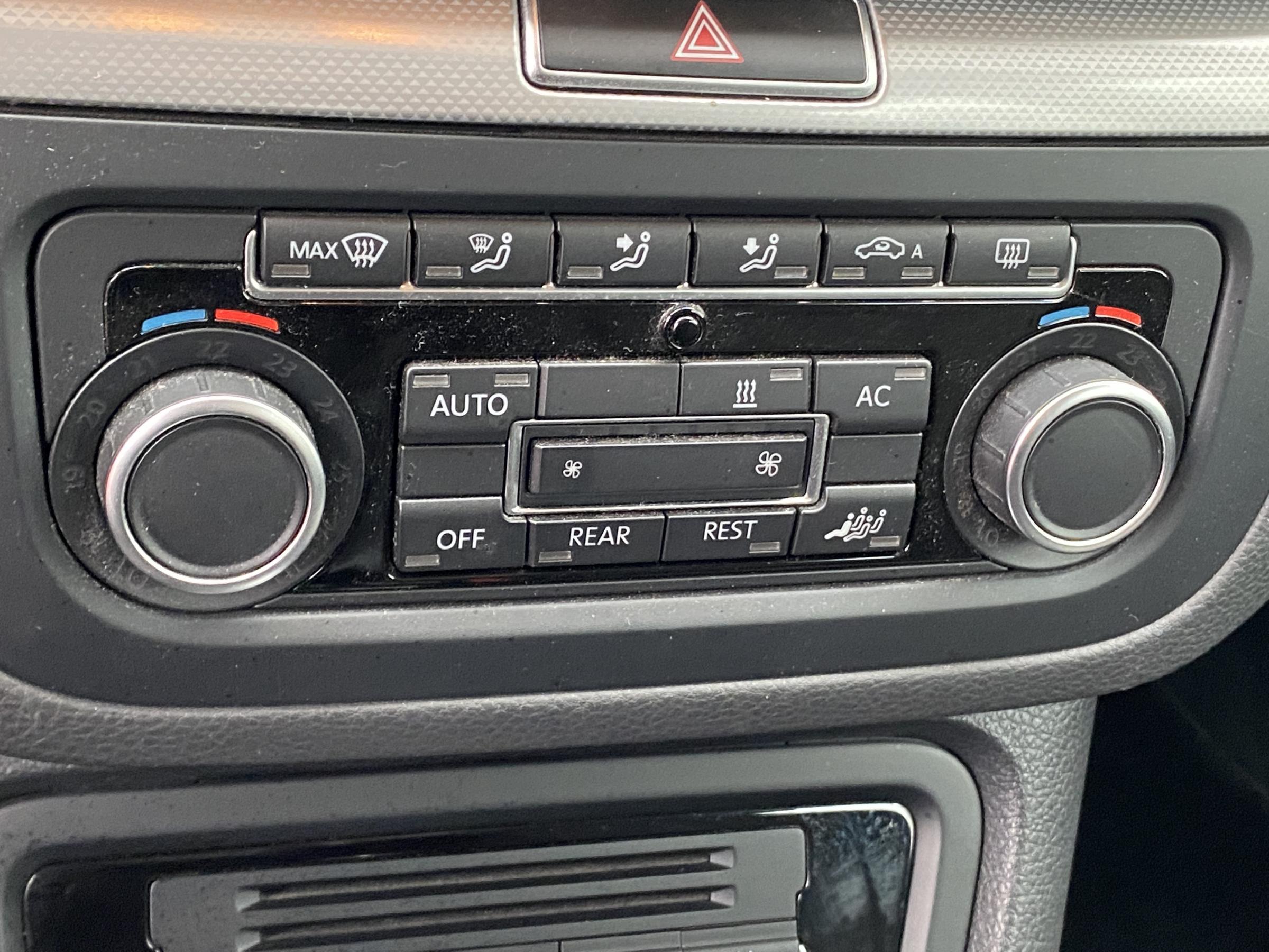 Volkswagen Sharan, 2011 - pohled č. 16