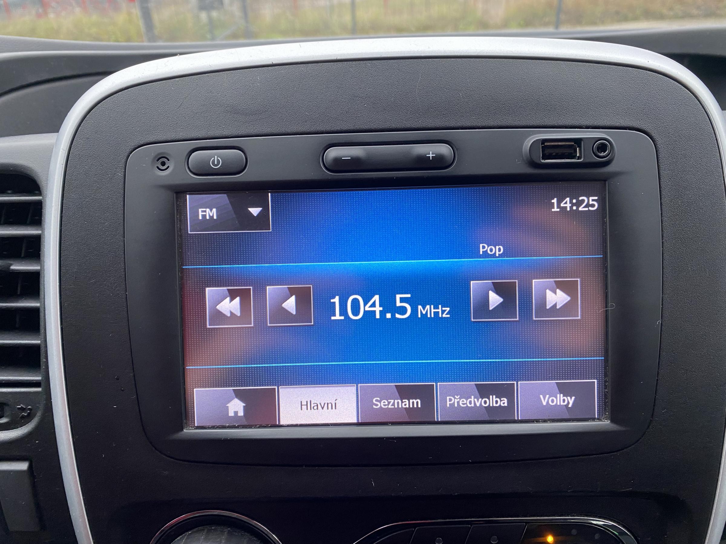 Opel Vivaro, 2015 - pohled č. 15