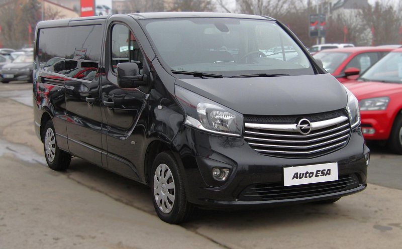 Opel Vivaro 1.6CDTi  L2 5míst