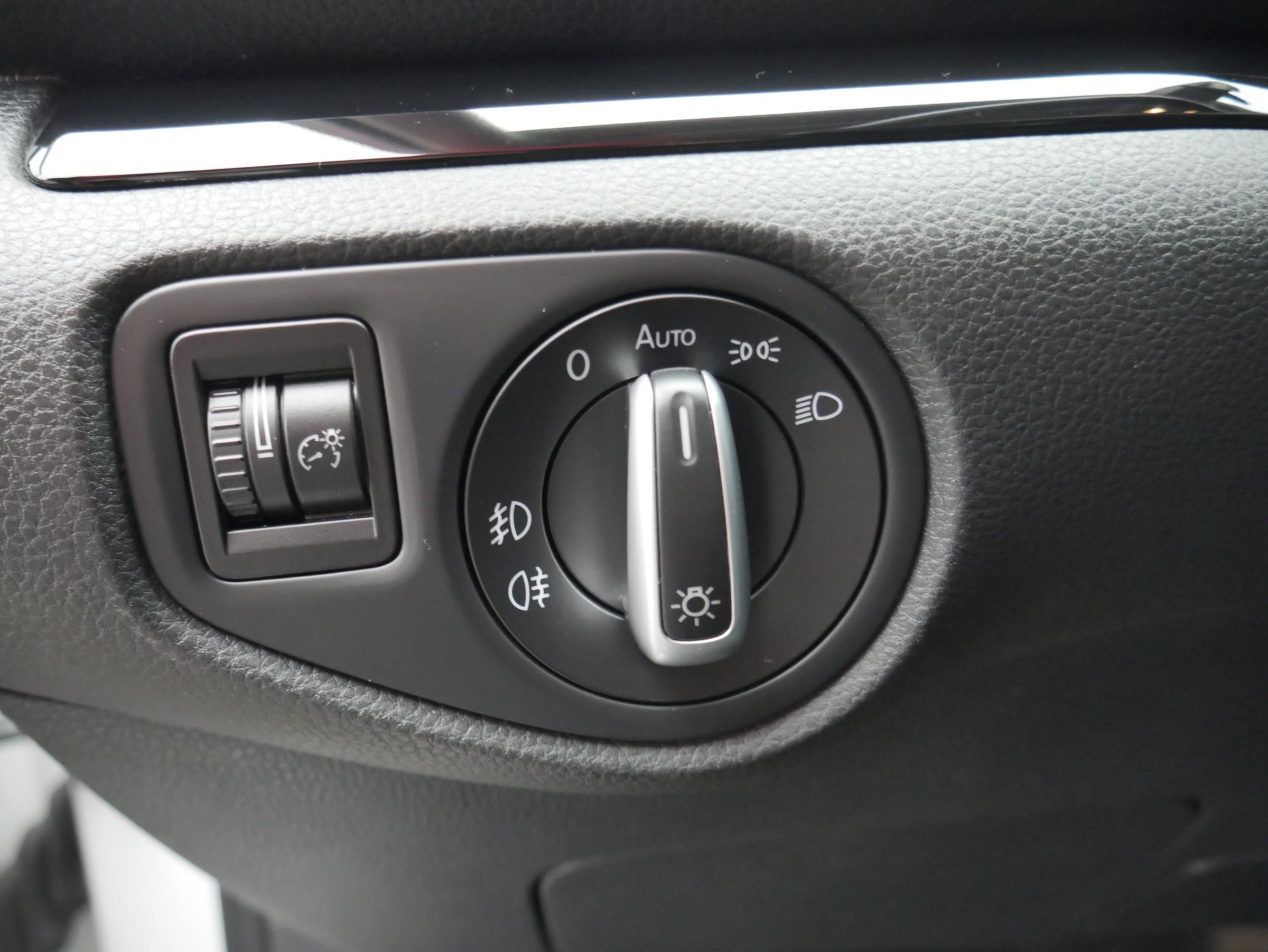 Seat Alhambra, 2018 - pohled č. 18