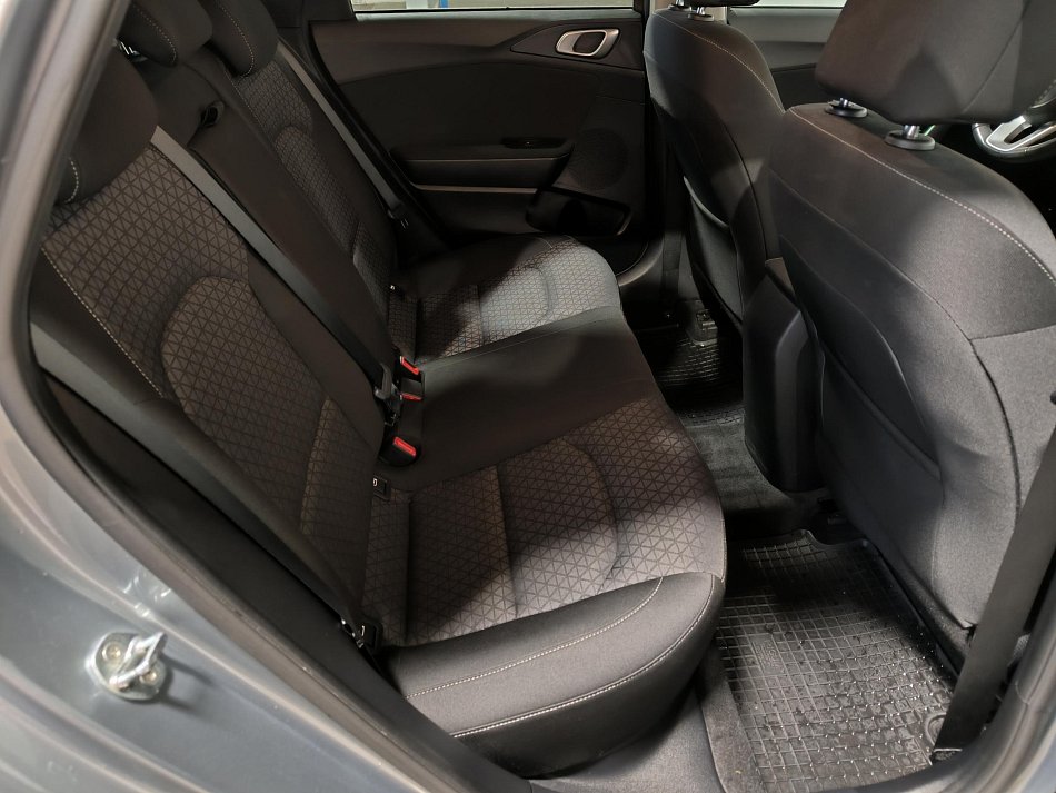 Kia Ceed 1.5 T-GDi TOP