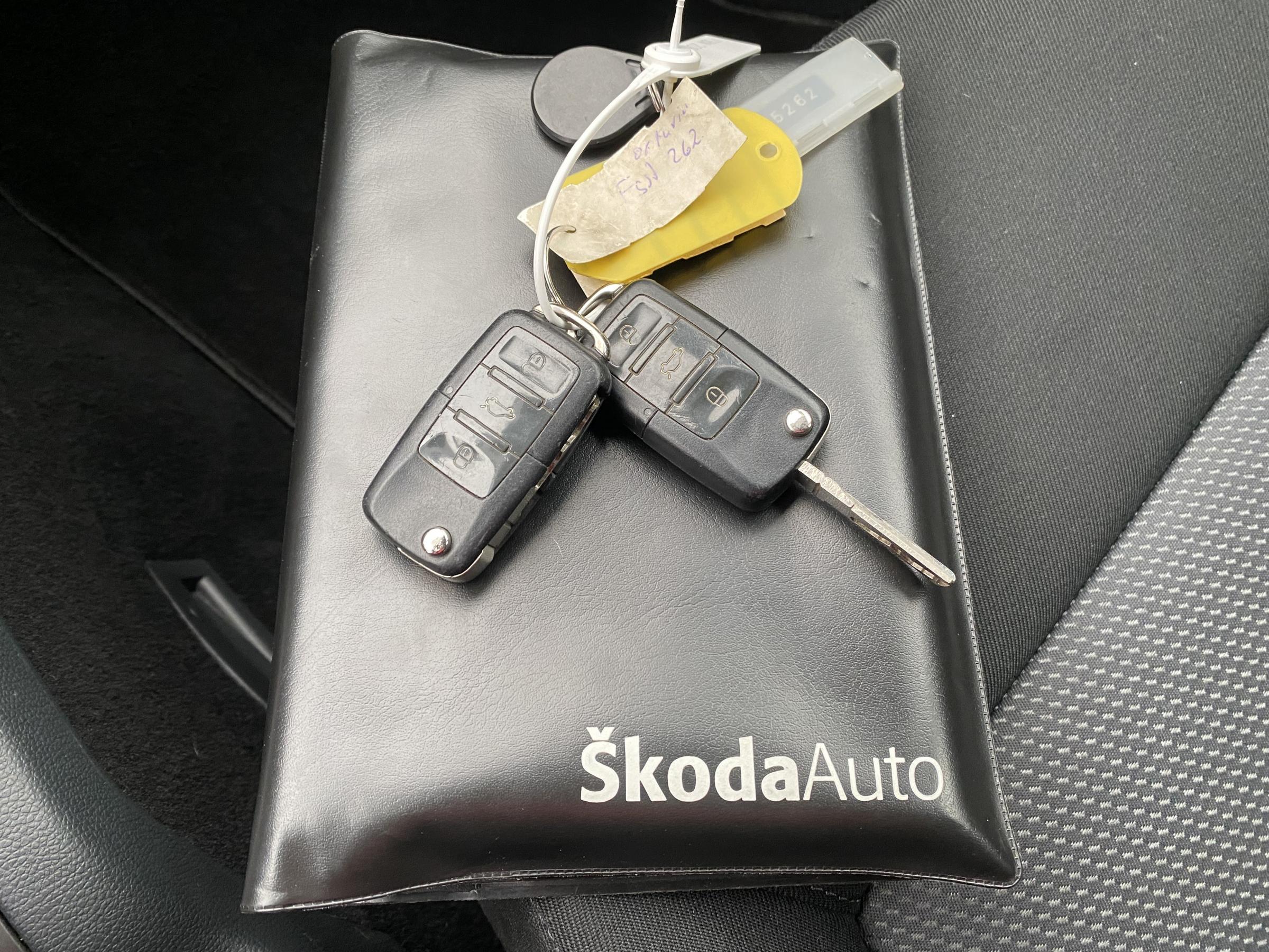 Škoda Octavia, 2007 - pohled č. 16