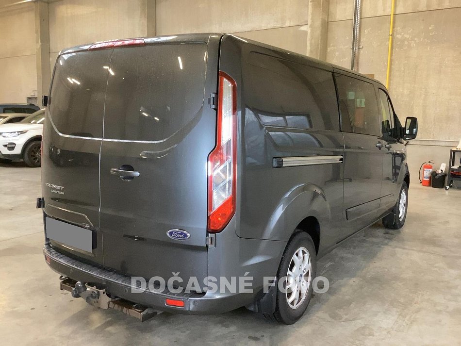 Ford Transit Custom 2.2TDCi Limited L2 5míst