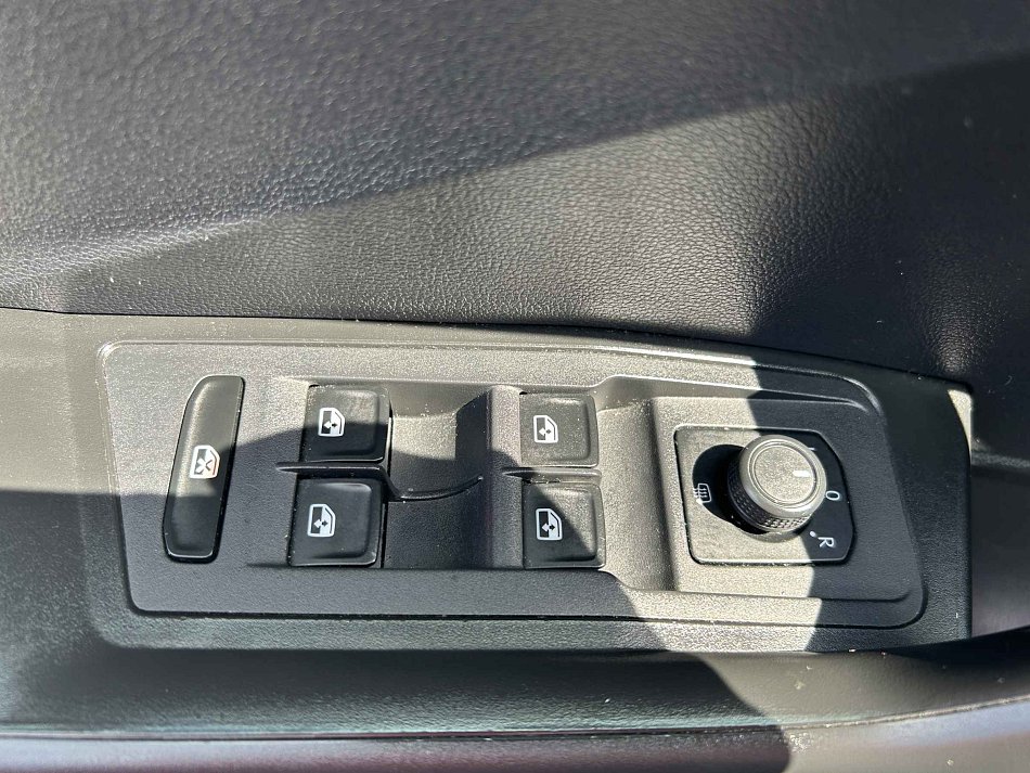 Volkswagen T-Roc 1.0TSi 