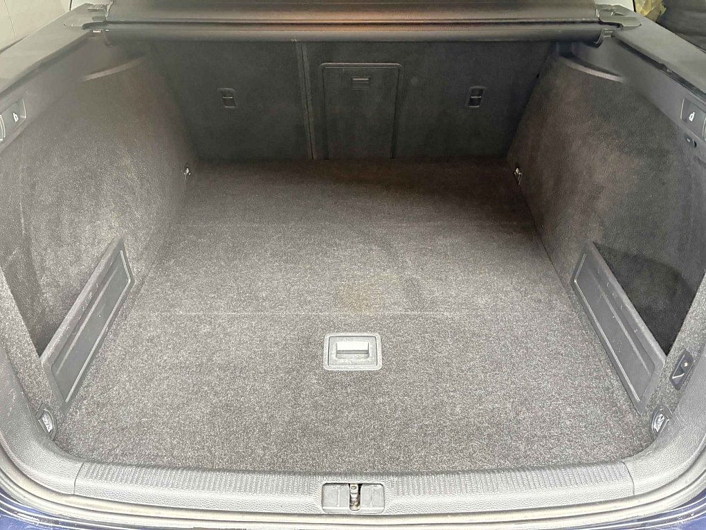 Volkswagen Passat 1.6 TDI 