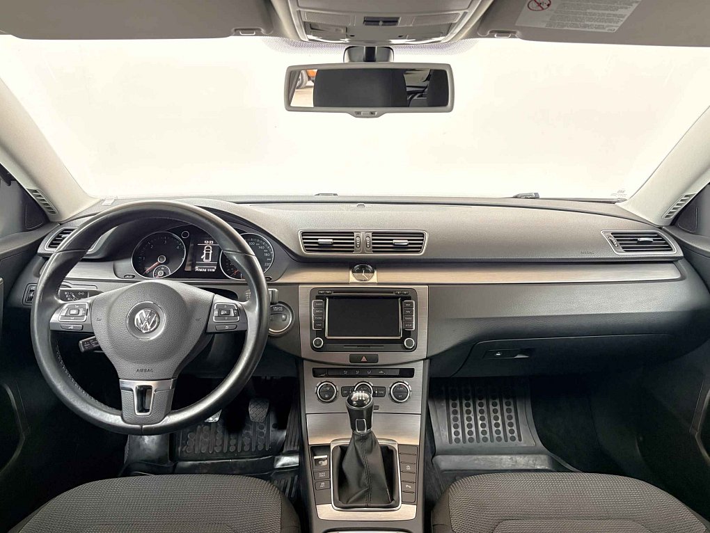 Volkswagen Passat 1.6 TDI 