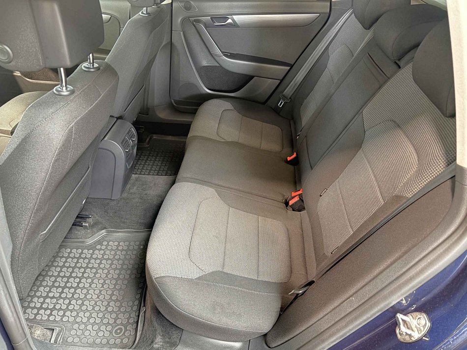 Volkswagen Passat 1.6 TDI 
