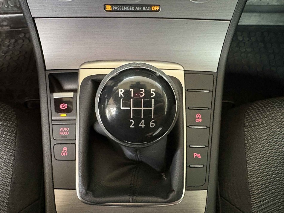 Volkswagen Passat 1.6 TDI 