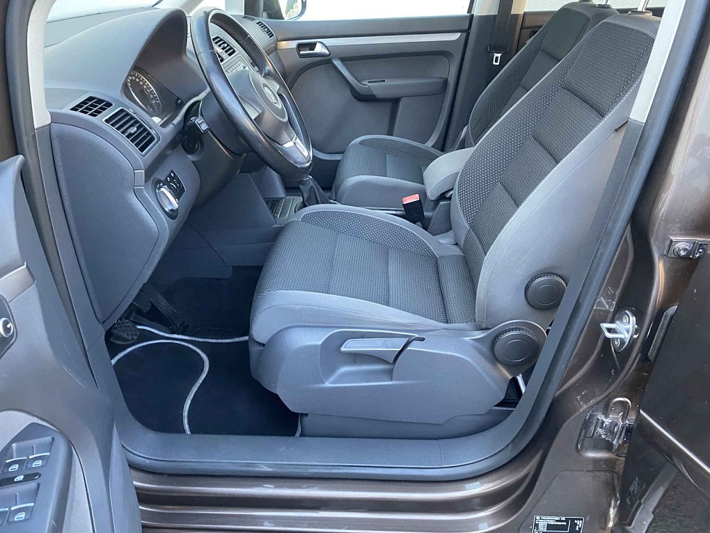 Volkswagen Touran 1.4 TSi Comfortline 7Míst