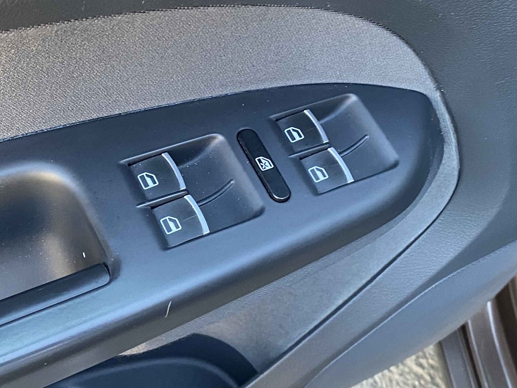 Volkswagen Touran 1.4 TSi Comfortline 7Míst