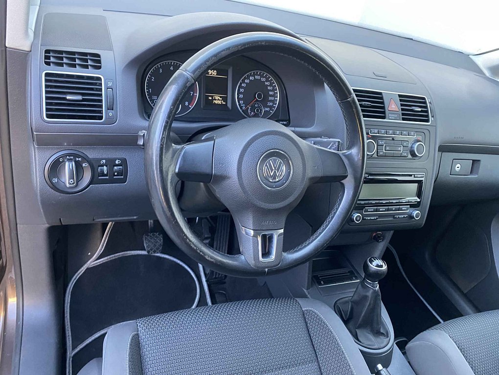 Volkswagen Touran 1.4 TSi Comfortline 7Míst