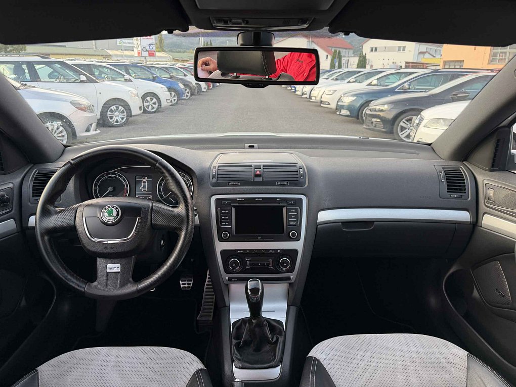 Škoda Octavia II 2.0 TDi RS