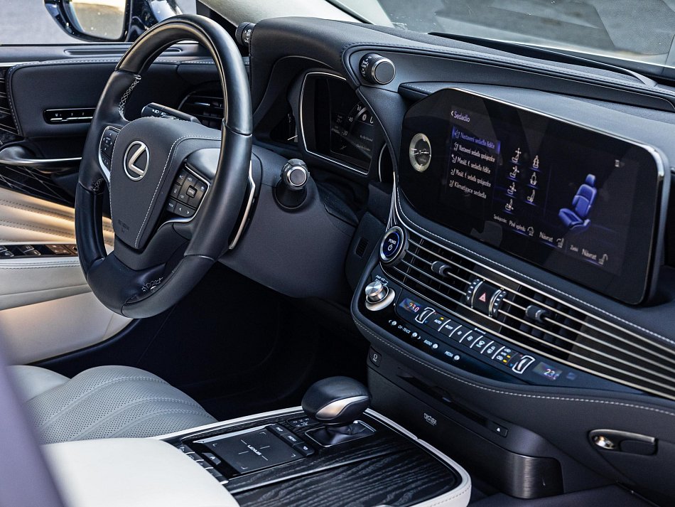 Lexus LS500H 3.5  4WD, Superior