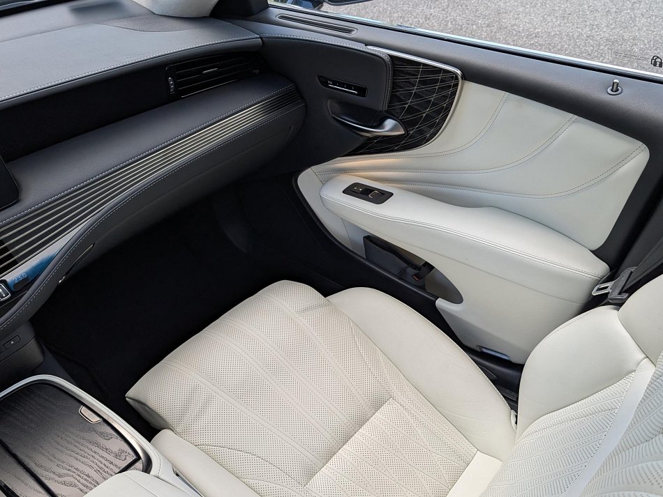 Lexus LS500H 3.5  4WD, Superior