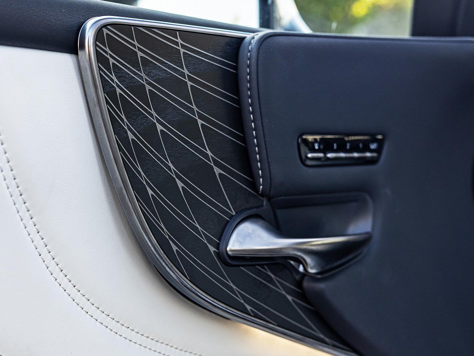 Lexus LS500H 3.5  4WD, Superior