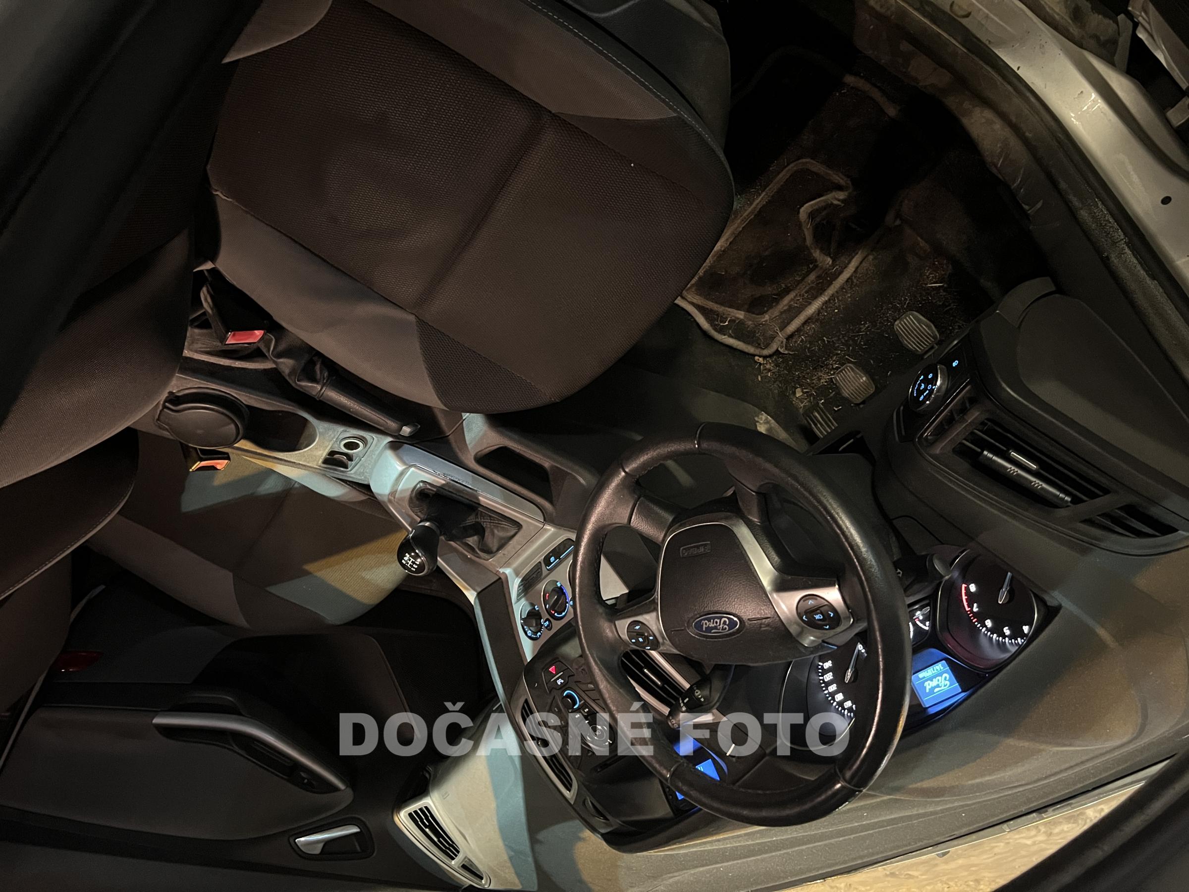 Ford Focus, 2012 - pohled č. 3