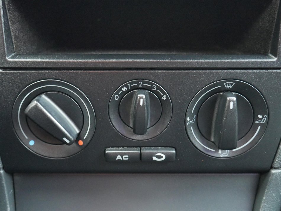 Škoda Octavia 1.6 MPi 