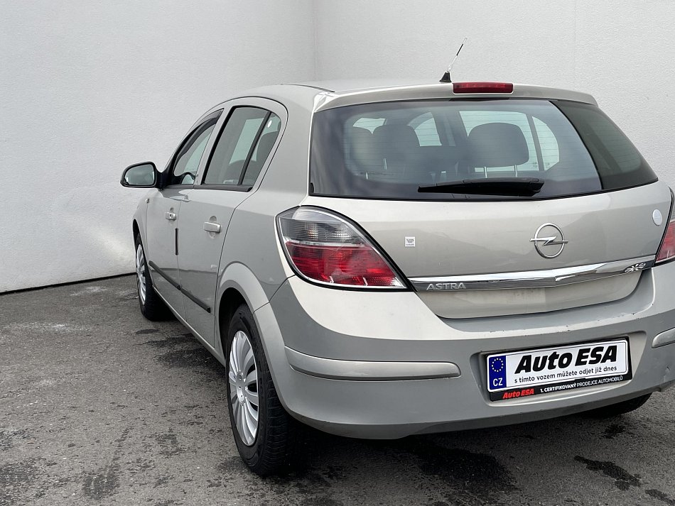 Opel Astra 1.4 16V 