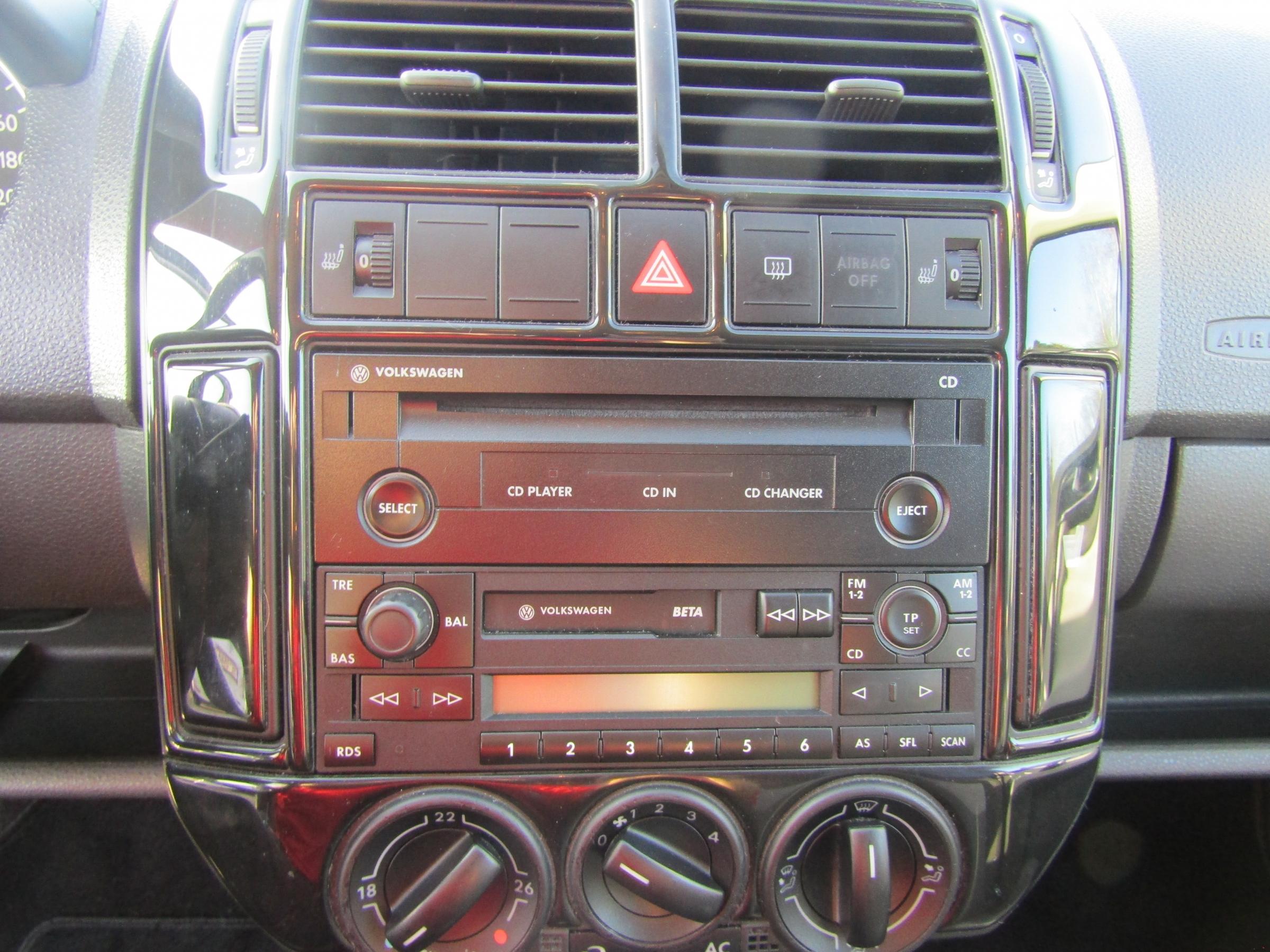 Volkswagen Polo, 2005 - pohled č. 14