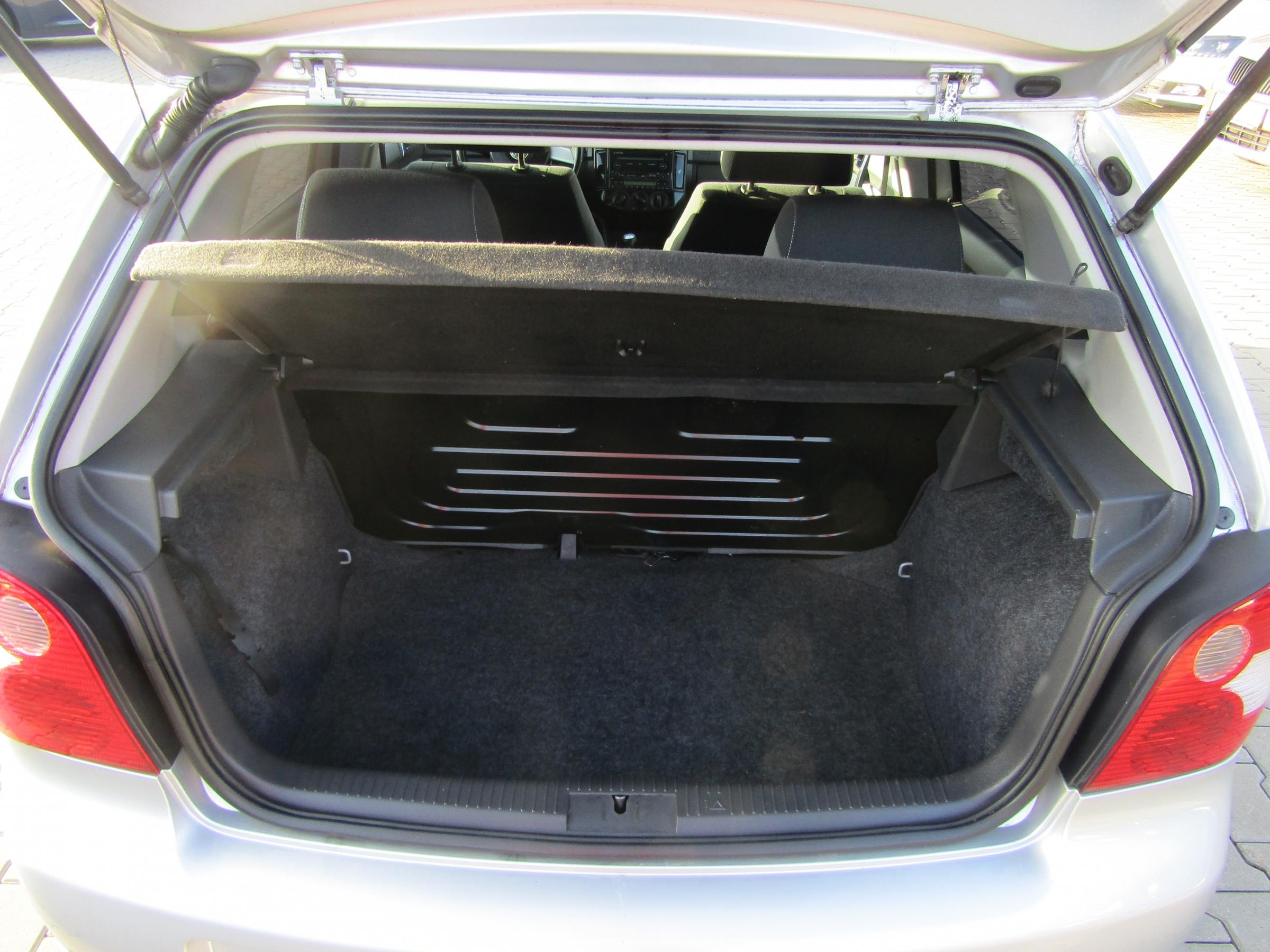 Volkswagen Polo, 2005 - pohled č. 7