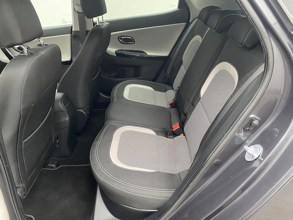 Kia Ceed 1.6 GDi  DreamTeam