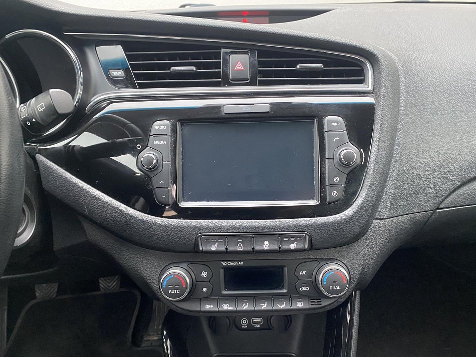 Kia Ceed 1.6 GDi  DreamTeam