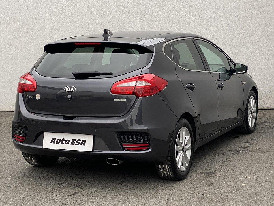 Kia Ceed 1.6 GDi  DreamTeam