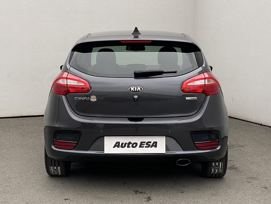 Kia Ceed 1.6 GDi  DreamTeam