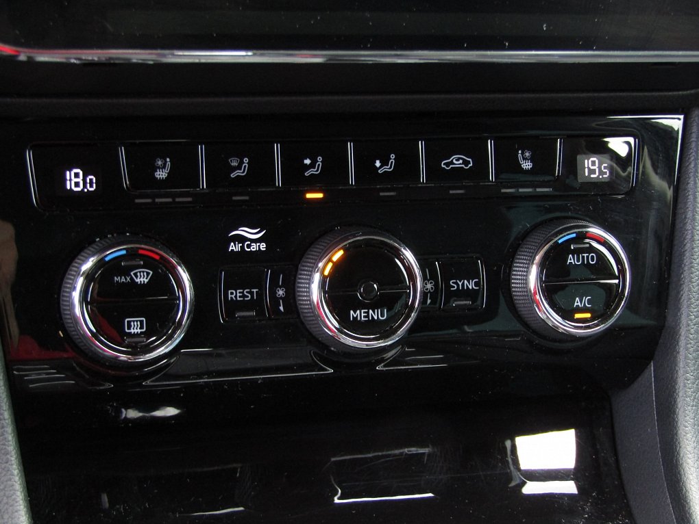 Škoda Superb III 2.0TDi 