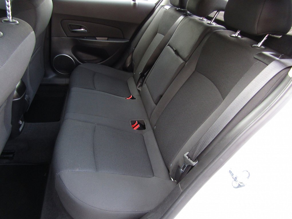 Chevrolet Cruze 1.8i 