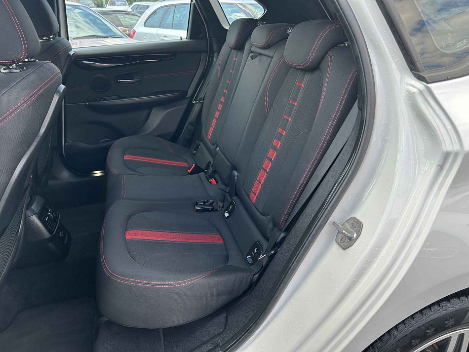 BMW Řada 2 1.5i 