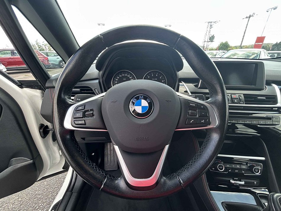 BMW Řada 2 1.5i 