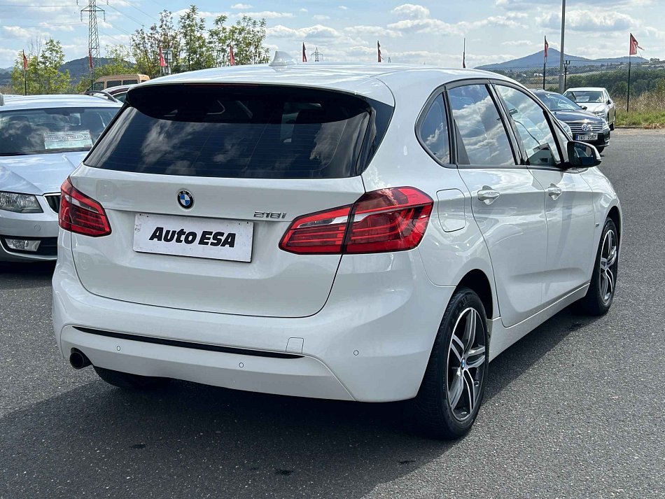 BMW Řada 2 1.5i 