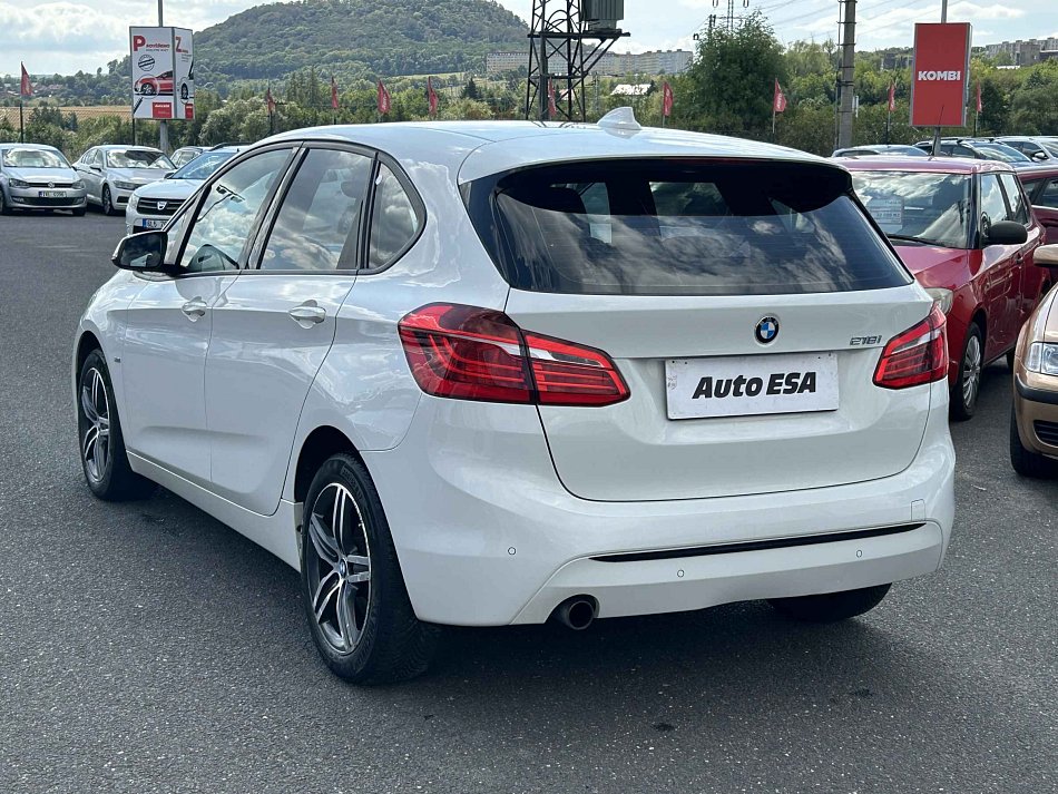 BMW Řada 2 1.5i 