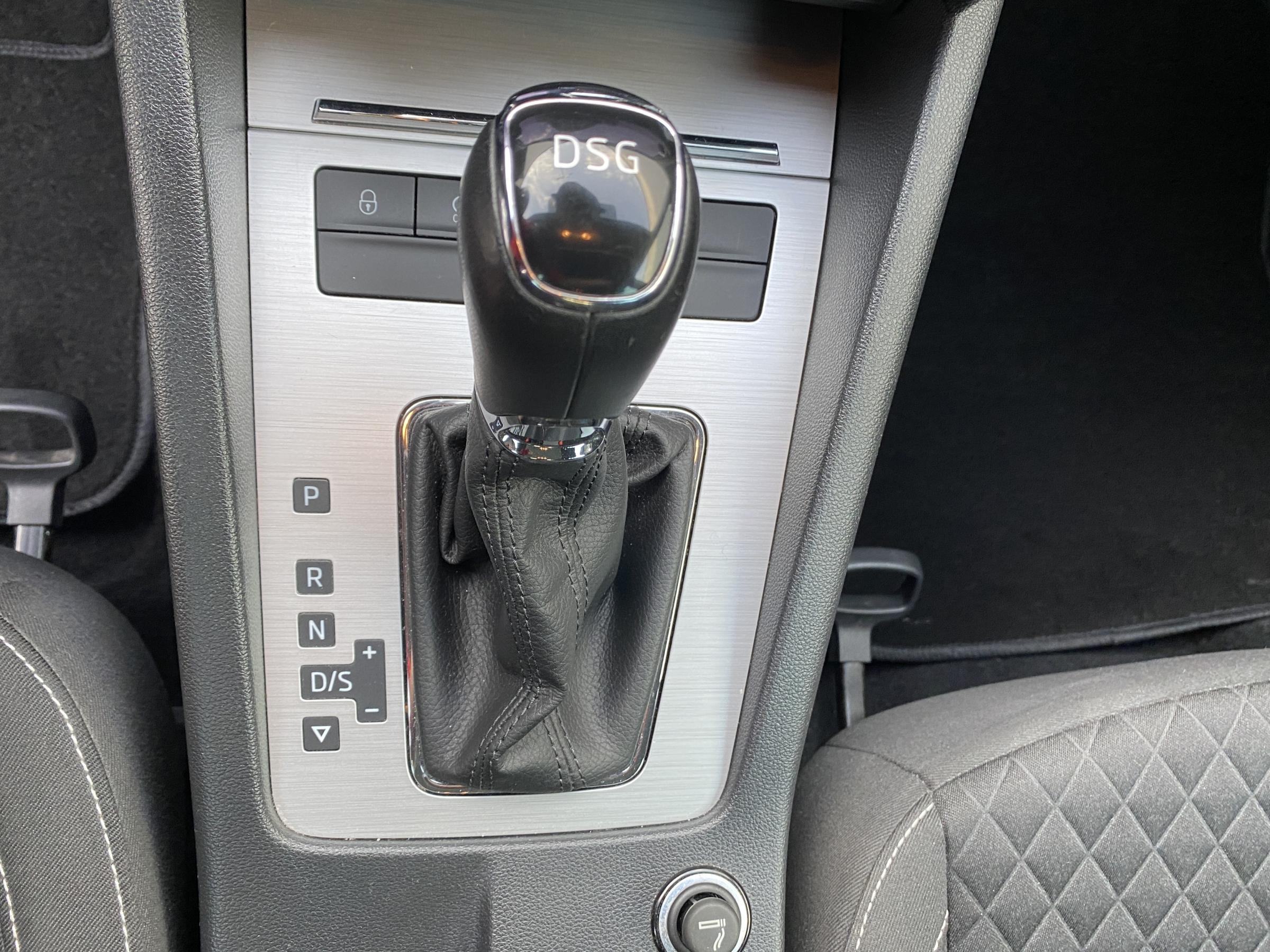 Škoda Octavia III, 2017 - pohled č. 18