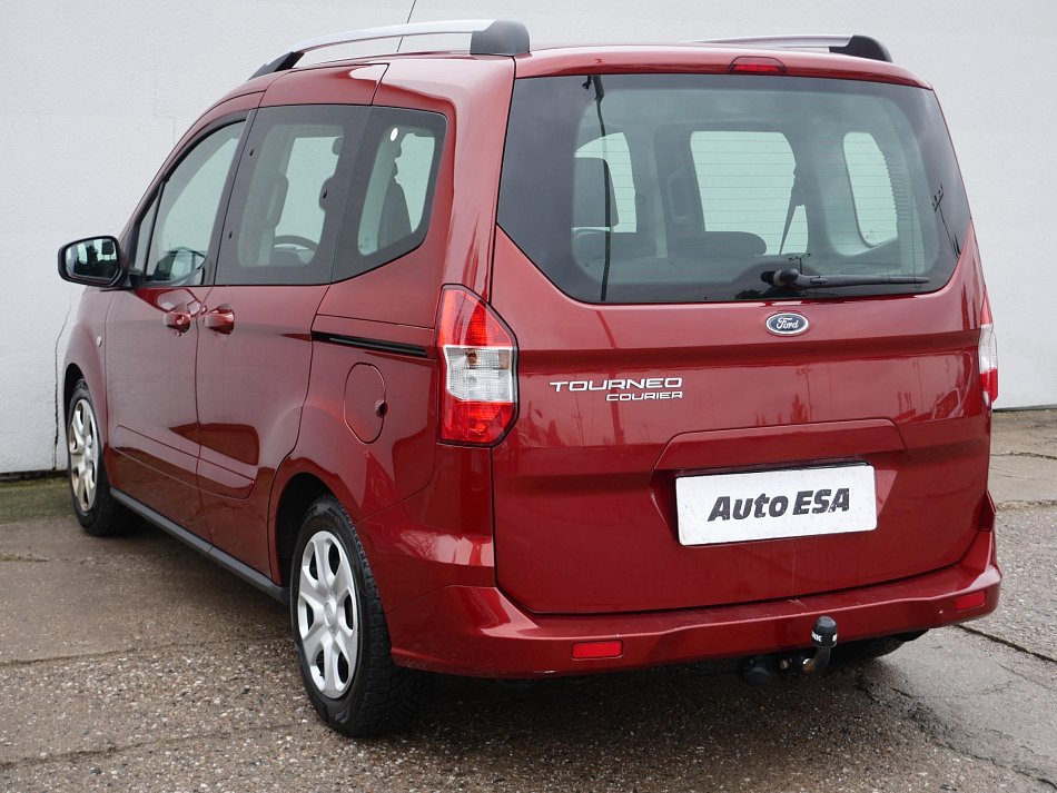 Ford Tourneo Courier 1.5TDCi 